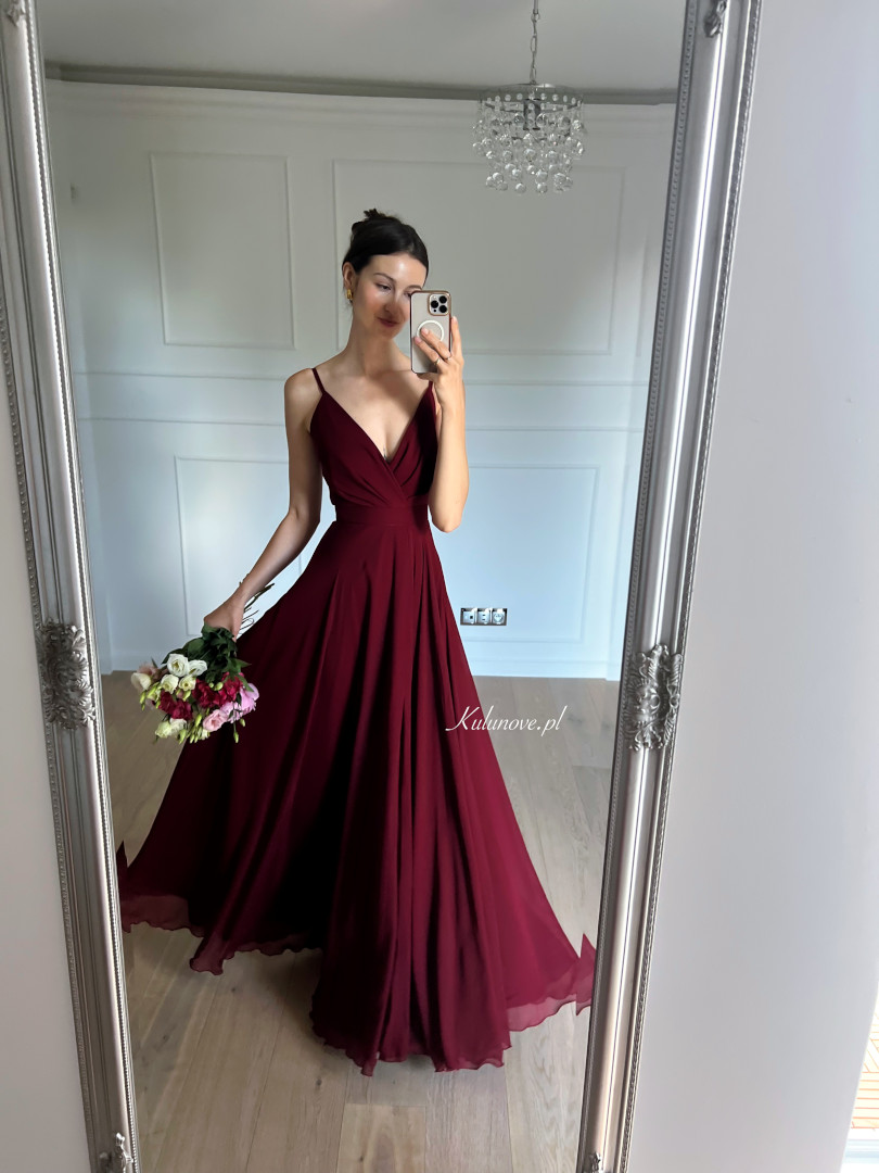 Alruna - maroon chiffon gown on thin straps with an envelope top - Kulunove image 3