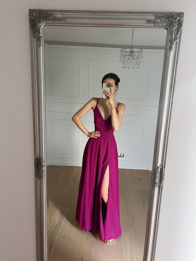 Alruna - simple long flared strapless dress in fuchsia color - Kulunove image 1