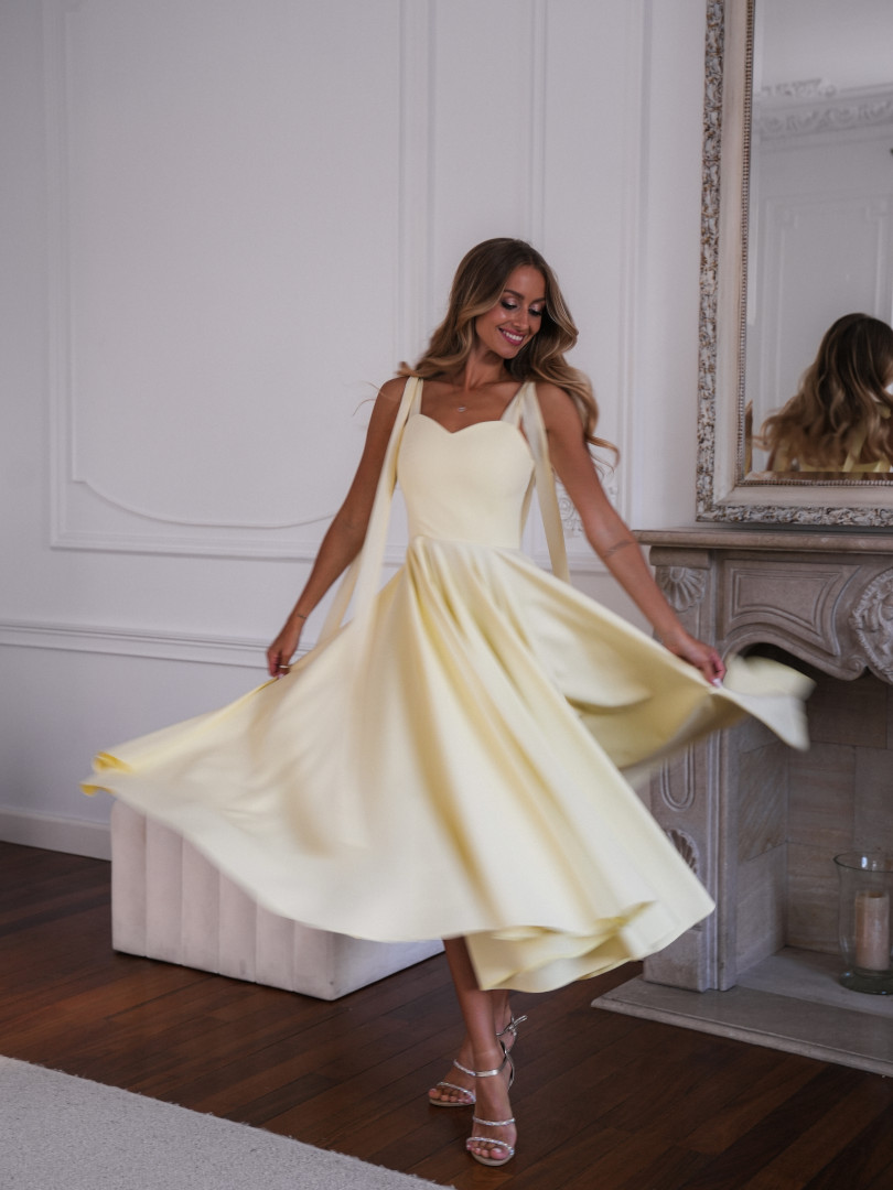 Scarlet - buttery midi dress with heart neckline and decorative ties - Kulunove image 1