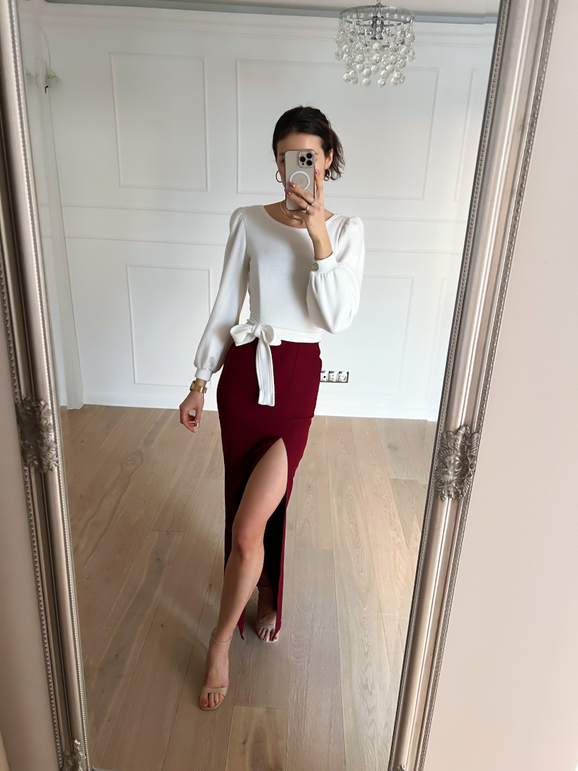 Sweater tied in several ways in cream color A349 - Kulunove image 1