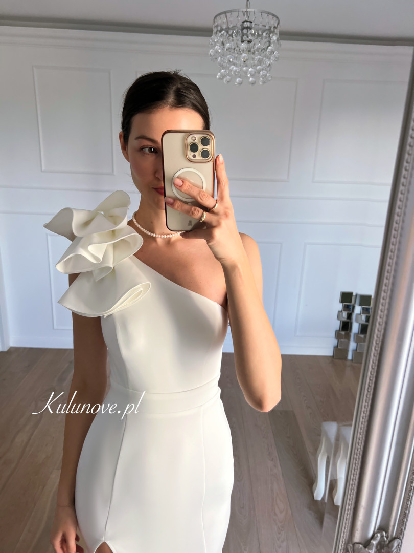 Audrey A351 - one shoulder wedding dress with decorative bow and delicate train - Kulunove image 1