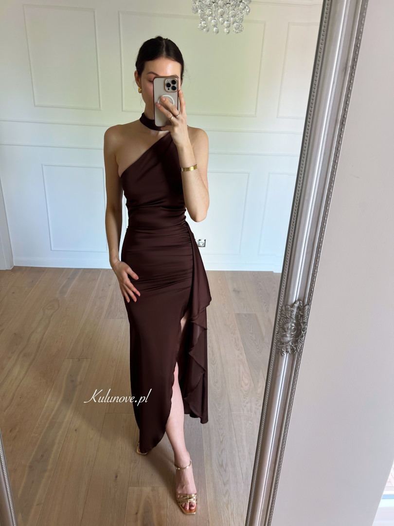 Chicago chocolate - A289 satin one-shoulder dress with tie and frill detail - Kulunove image 1