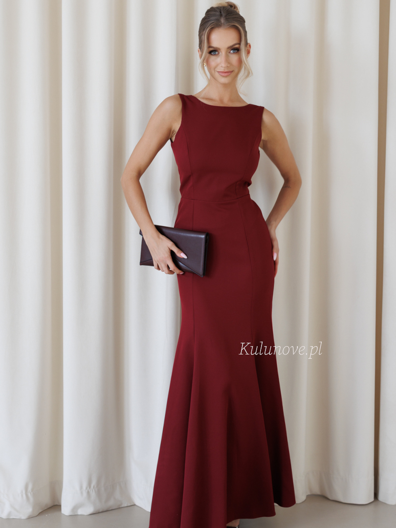 Dakota - maroon fitted dress with a striking neckline on the back - Kulunove image 1