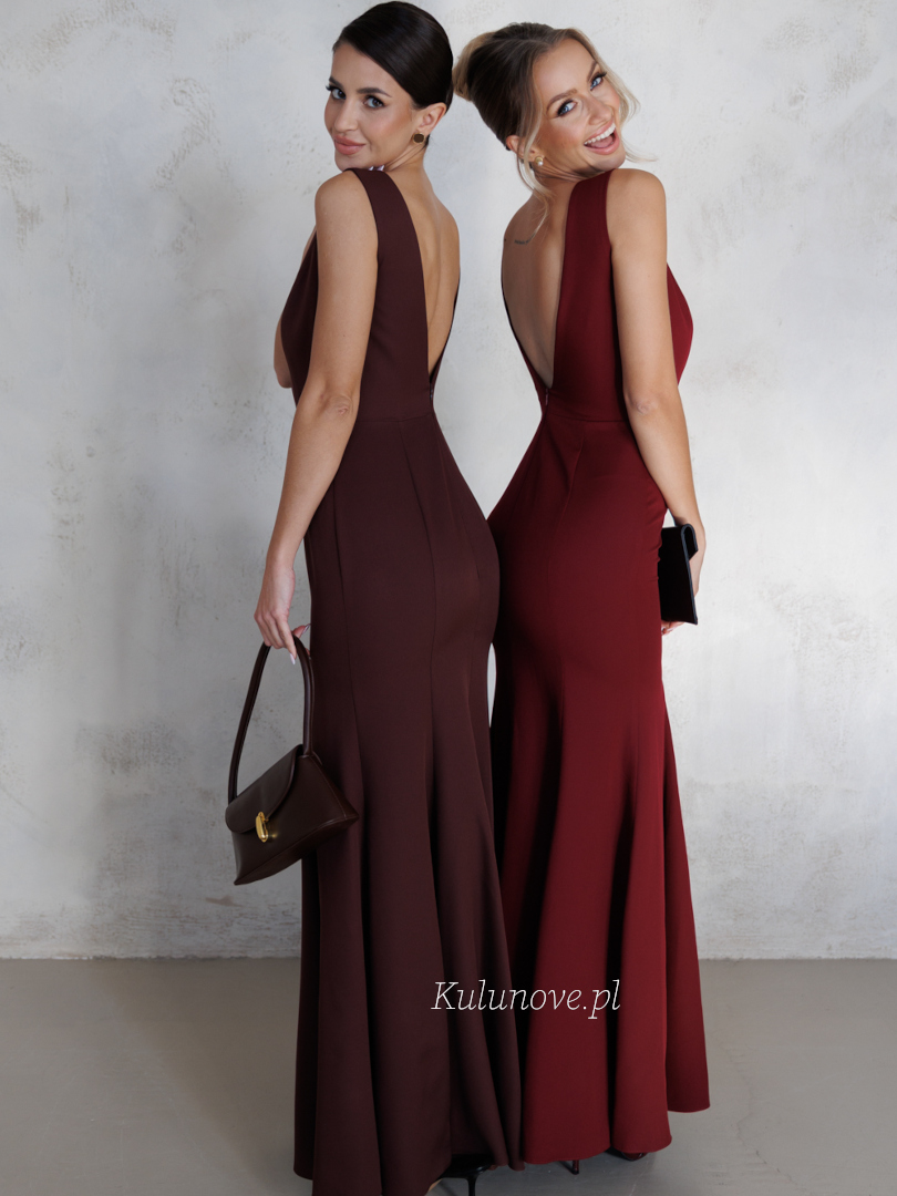 Dakota - maroon fitted dress with a striking neckline on the back - Kulunove image 4