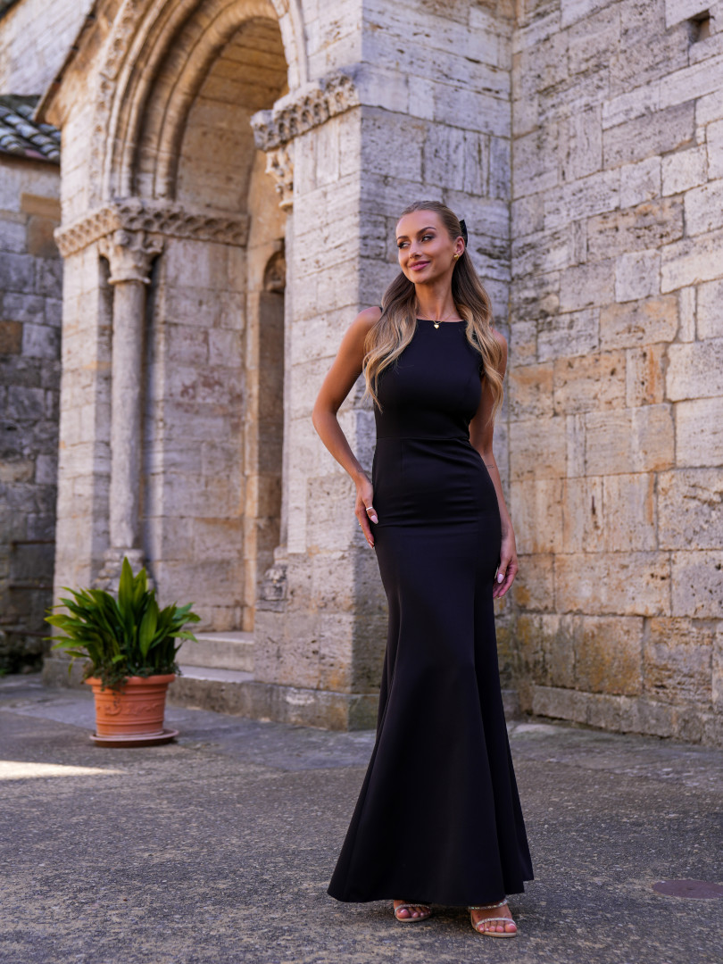 Dakota - black mermaid cut maxi dress with a striking back neckline - Kulunove image 2