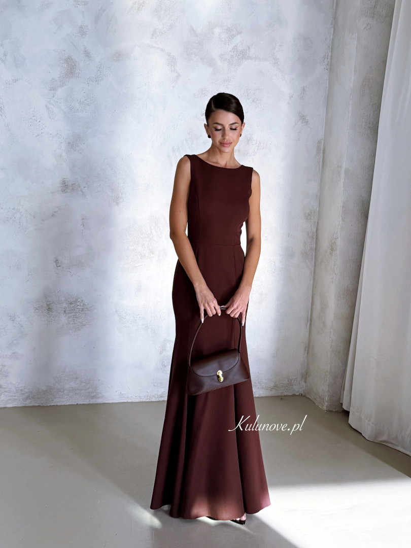 Dakota - chocolate maxi dress with deep cutout on the back - Kulunove image 4