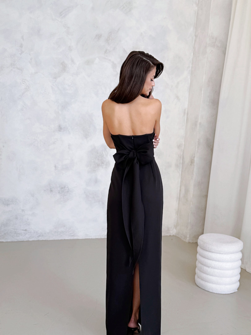 Darling - black elegant tied maxi dress with fitted bodice - Kulunove image 4