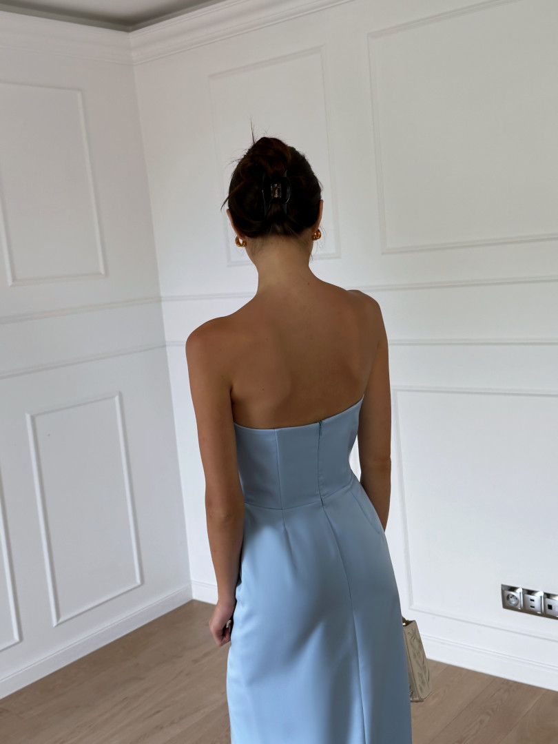 Emily - blue minimalist maxi dress with open shoulders - Kulunove image 4
