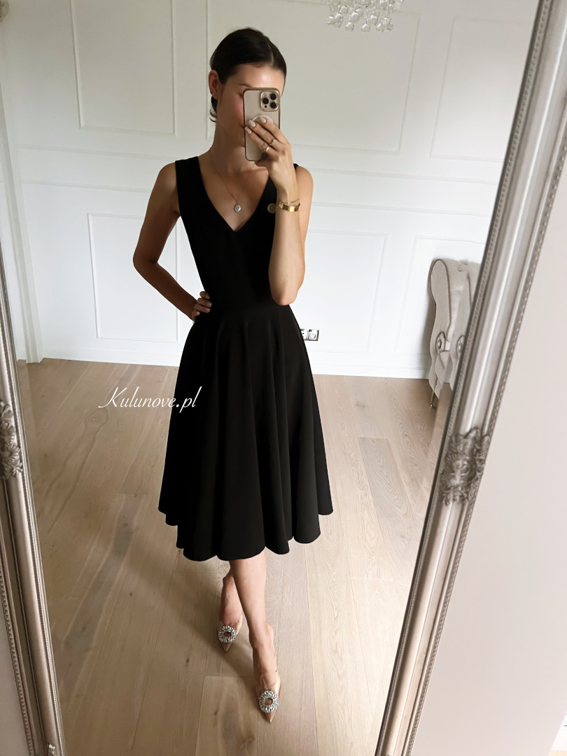 Cynthia midi - black simple classic knee-length dress with thicker straps perfect for the eighth grade prom - Kulunove image 4