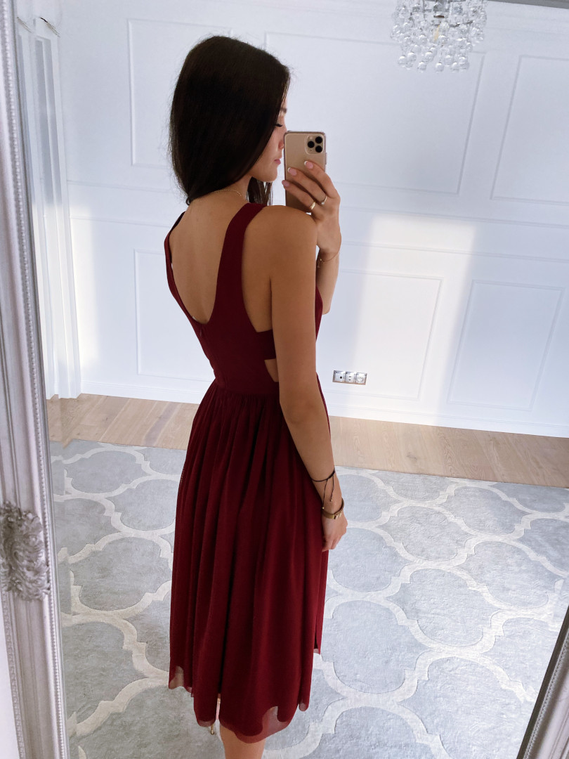 Paris midi maroon - midi dress with cut-out sides - Kulunove image 3