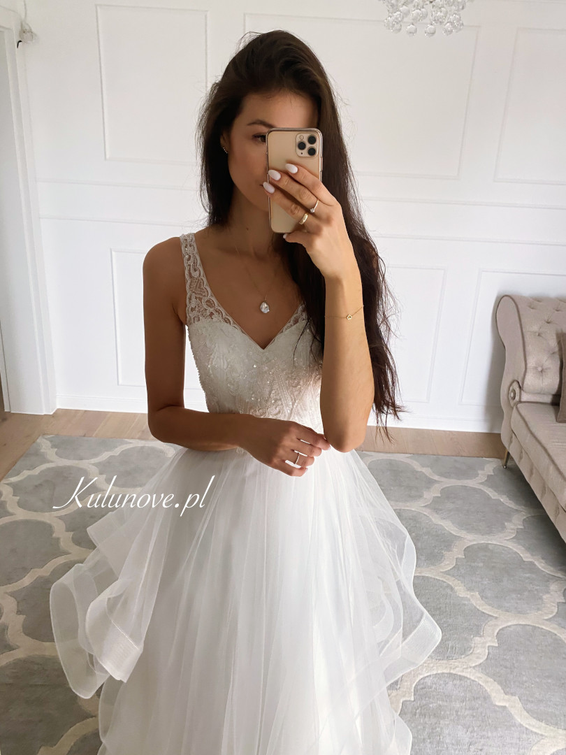 Luisa - wedding dress on thicker straps with ruffles - Kulunove image 2