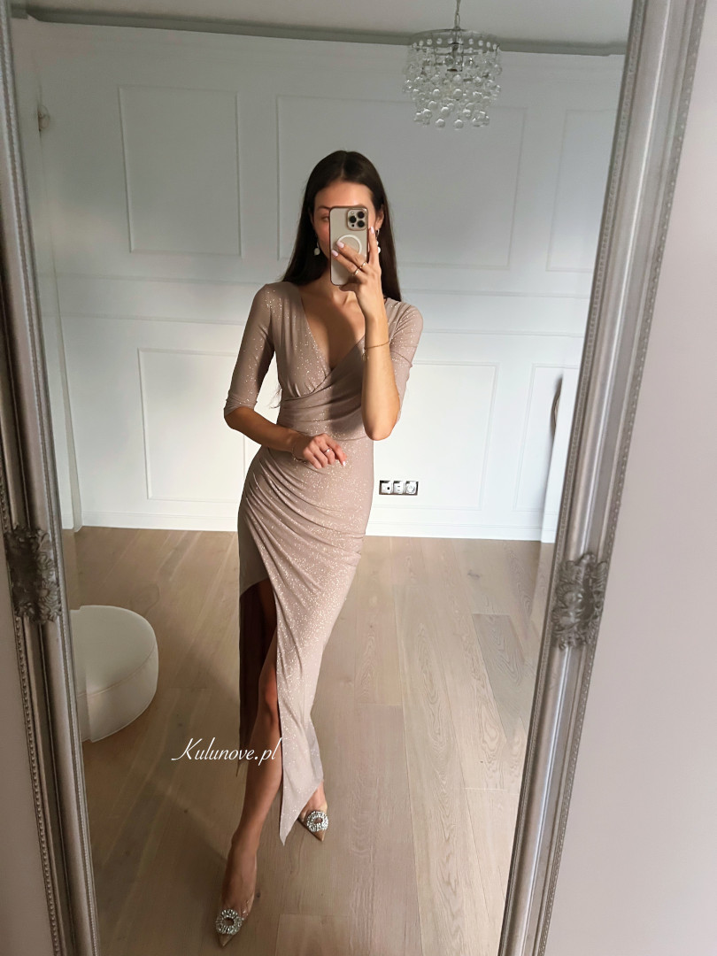 Daphne - long beige brocade dress with 3/4 sleeves - Kulunove image 1