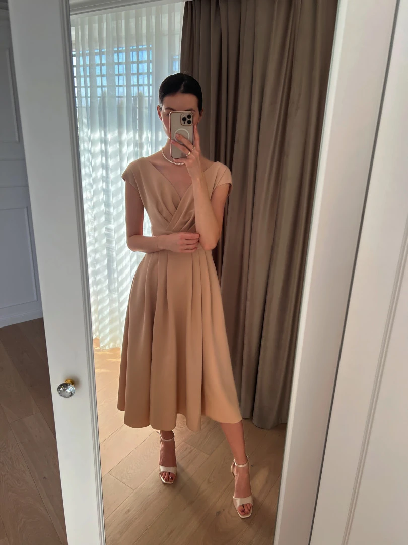 Jolie Midi Dress