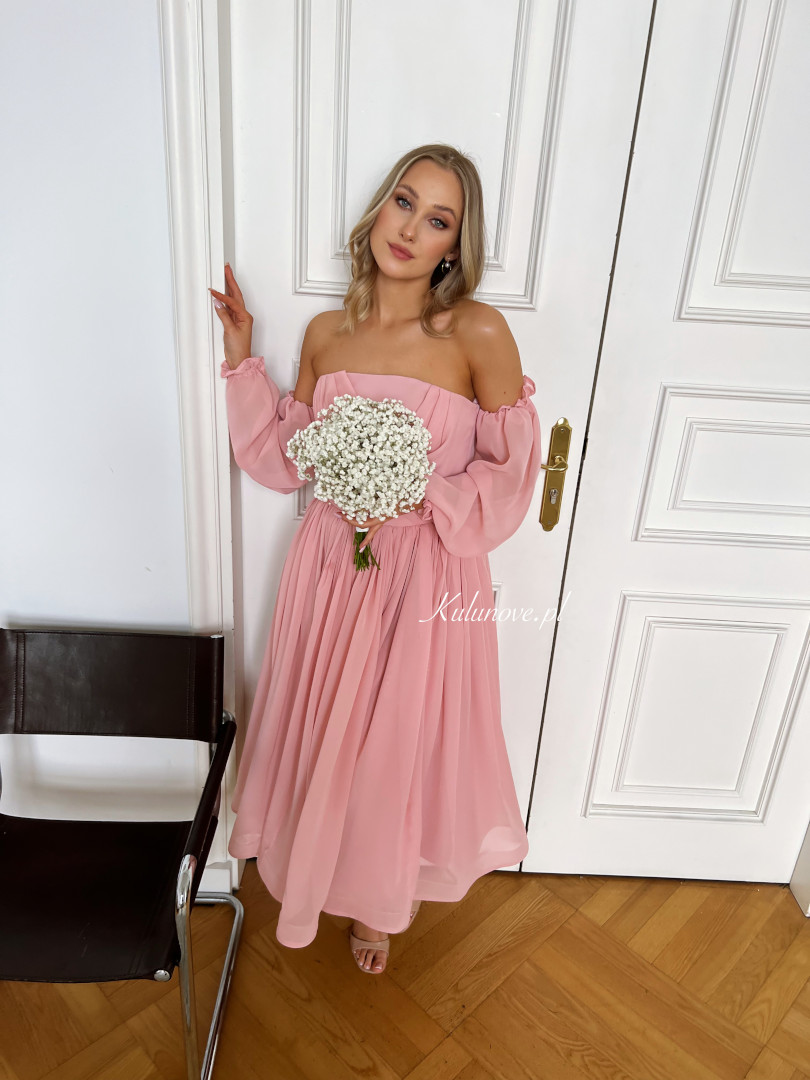 Rapunzel - flared midi dress with buff sleeves in powder pink - Kulunove image 4