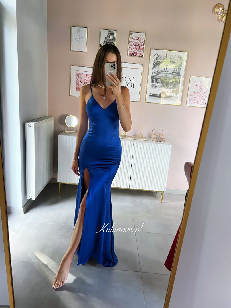 Milano - cornflower fitted maxi dress with train - Kulunove image 2