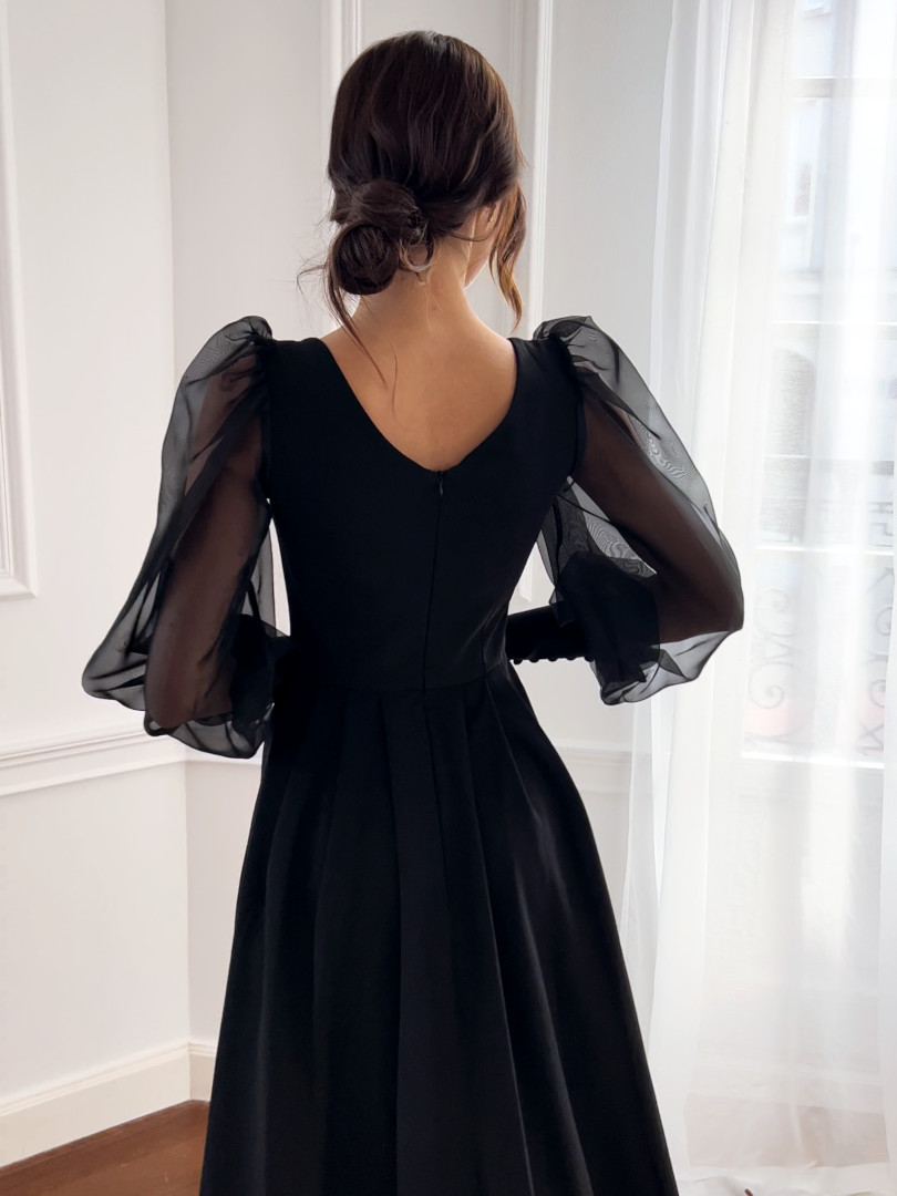 Jenna - A 280 black flared dress with leg slit and chiffon sleeves finished with buttons - Kulunove image 2