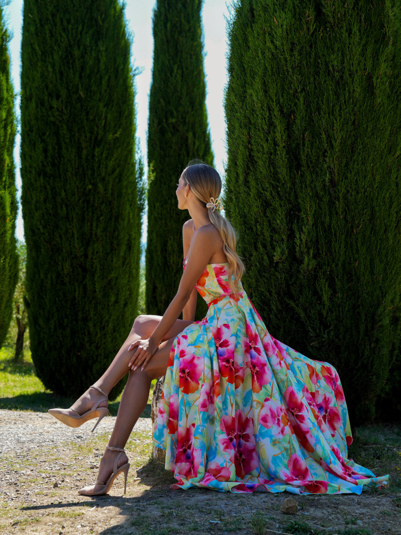 Judith - spread floral maxi dress with striking leg slit - Kulunove image 2