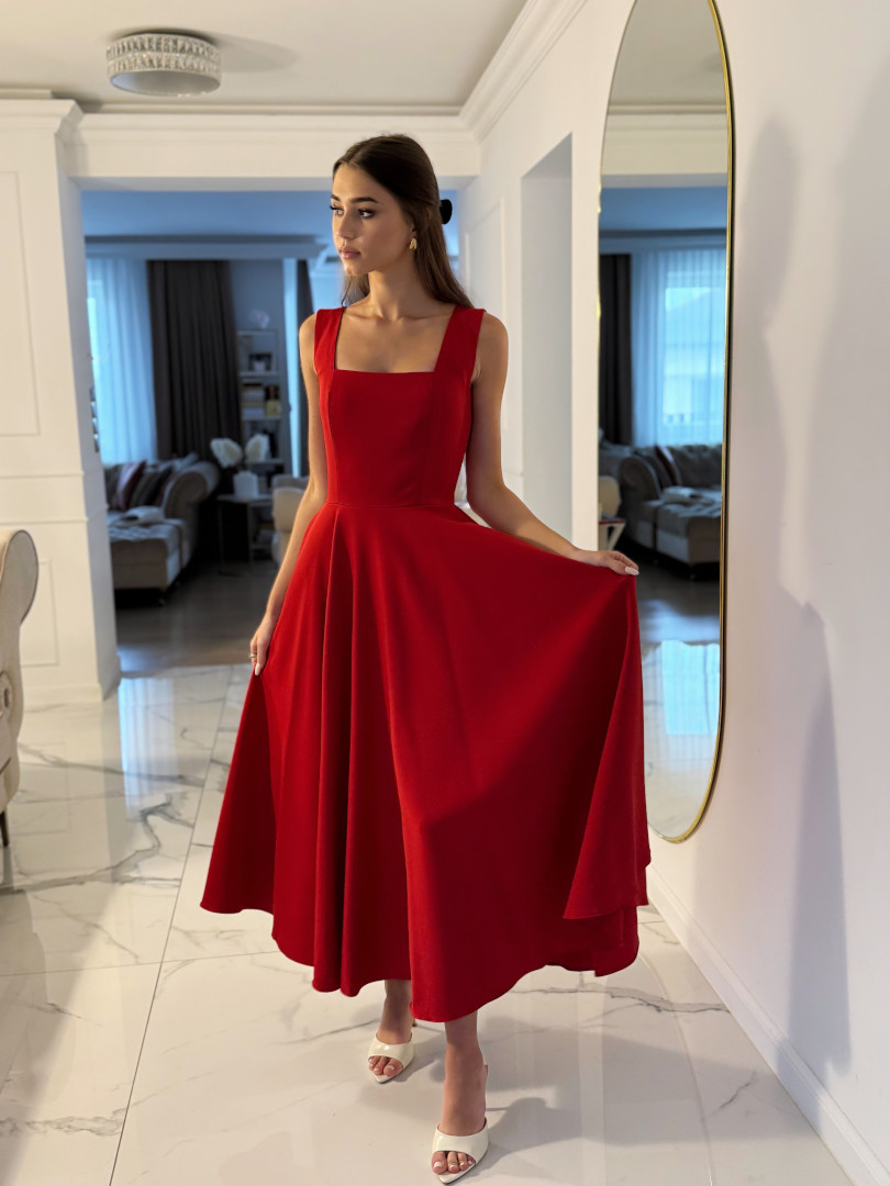 Karlie midi red - flared midi dress with karo neckline - Kulunove image 3