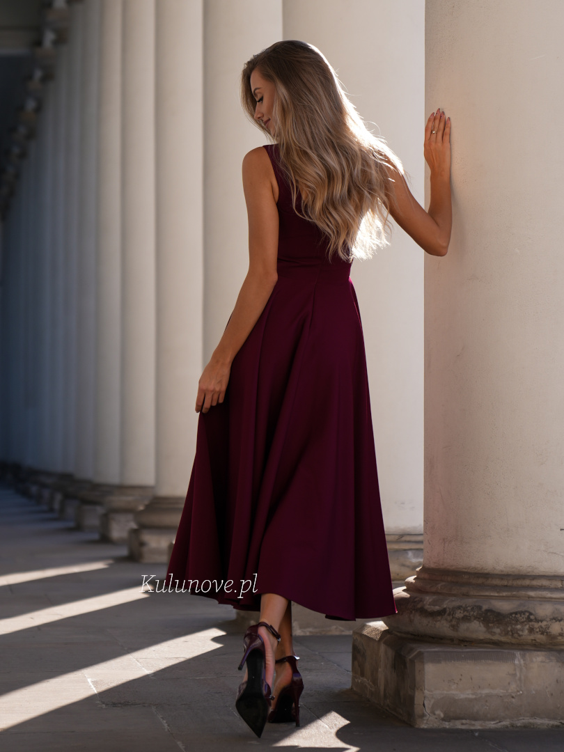 Karlie midi - burgundy dress with fitted strapless top and flared midi length bottom - Kulunove image 4