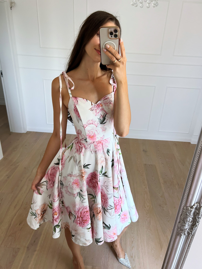 Malaga - corset midi ecru dress with pink and cream flowers with tied straps - Kulunove image 3