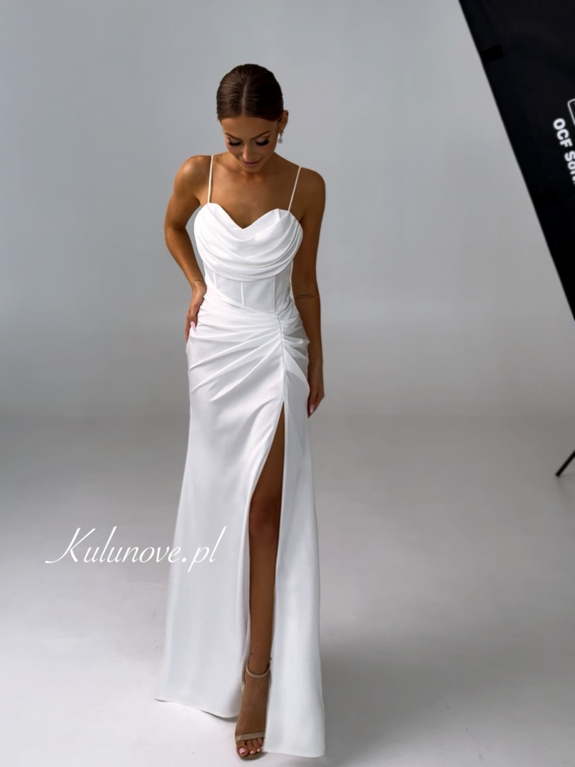 Margot - satin wedding dress with a beautiful phenomenal neckline and tied corset - Kulunove image 2