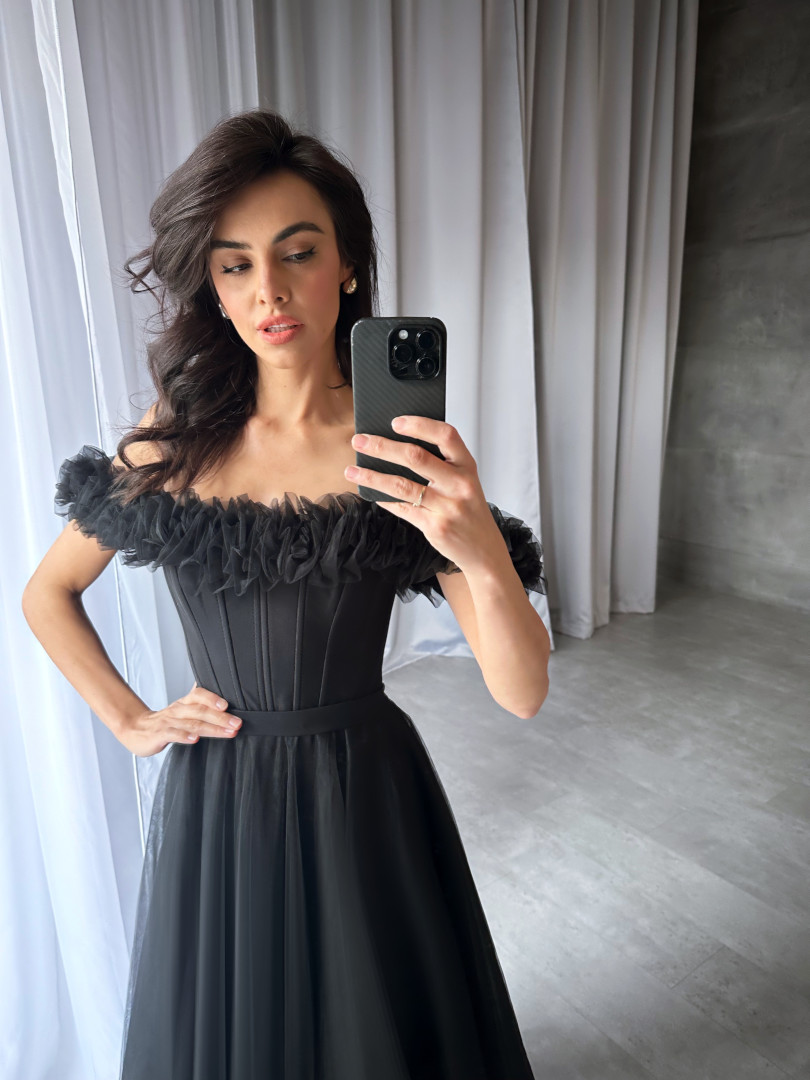 Moana - black tulle long corset dress with open shoulders perfect for proms - Kulunove image 3