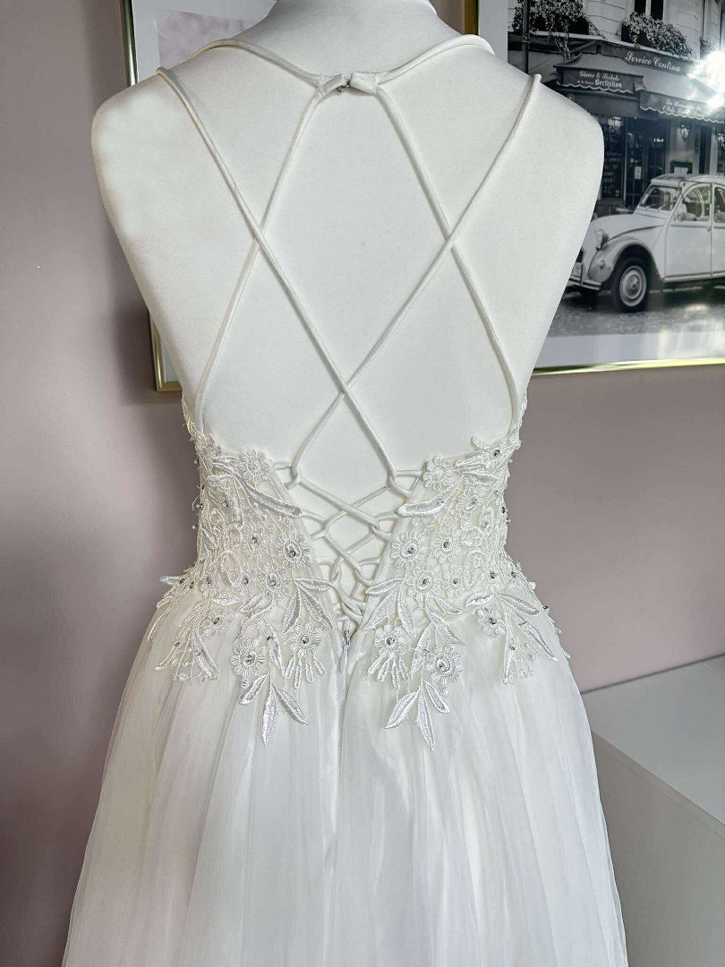 Airy tulle wedding dress with lace top A361 - Kulunove image 4