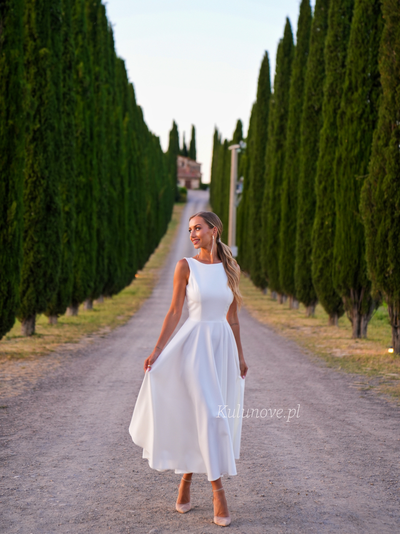 Prima - white midi dress with halter neckline and deep back neckline - Kulunove image 2
